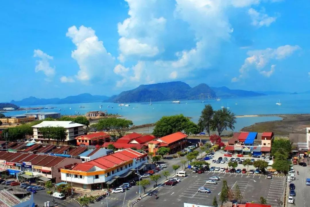 第50个“世界地球日”：珍惜自然对人类未来的重要性|beat365官网中文(图2)